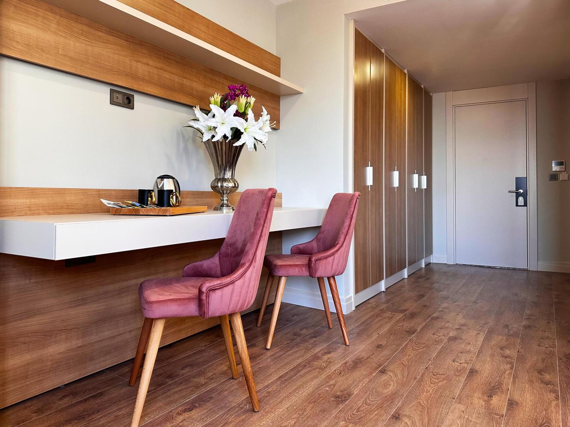 Frezya - Exclusively Woman Otel İstanbul